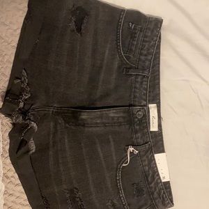 Size 29 Kancan shorts.